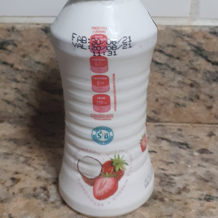 review photo of Vida Veg Iogurte Sabor Morango shared by @paulopaes on 24 Jul 2021 - review