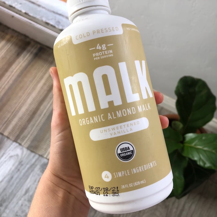 photo of Malk Unsweetened Vanilla Almond milk shared by @smallbird on  04 Jul 2021 - review
