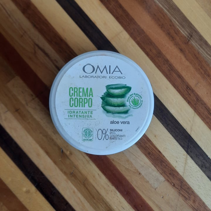 photo of Omia Laboratoires Crema corpo idratante shared by @silky26 on  13 Apr 2022 - review