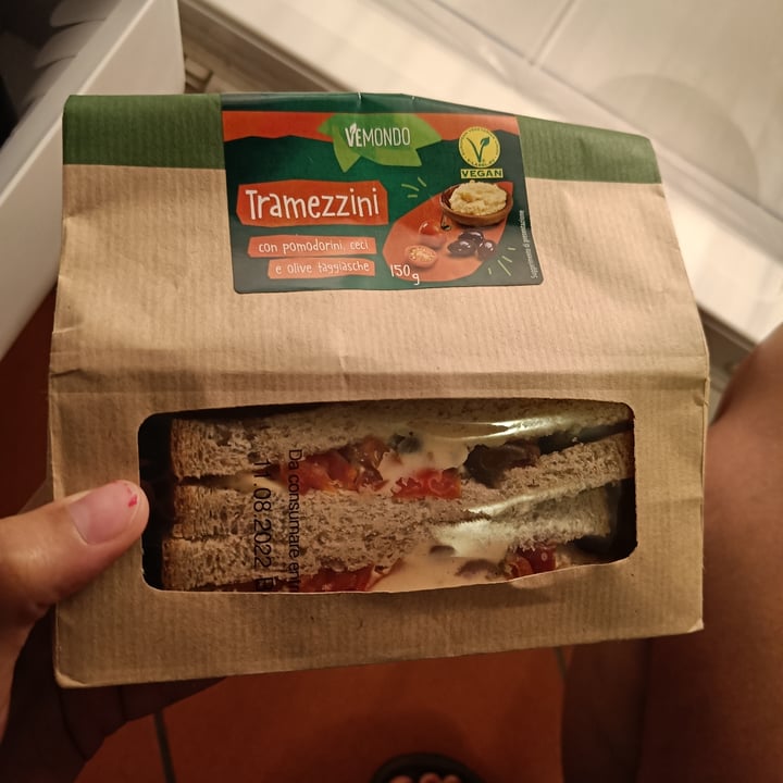 review photo of Vemondo Tramezzini con Pomodorini, Ceci e Olive Taggiasche shared by @francib94 on 06 Aug 2022 - review