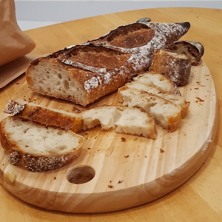 review photo of Café Tartine Saigon Sourdough Baguette shared by @floriance on 11 Jul 2021 - review