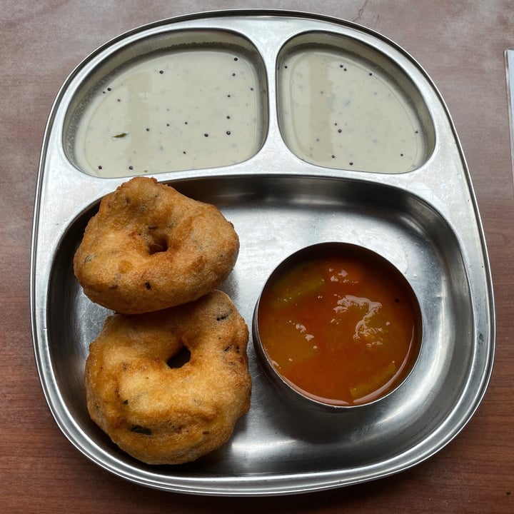 photo of Raj Restaurant Veganised Medhu Vada shared by @rheashankar on  12 Sep 2021 - review