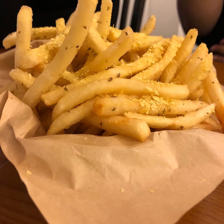 photo of Well Loft Truffle fries shared by @soniamariakarnail on  27 Dec 2020 - review