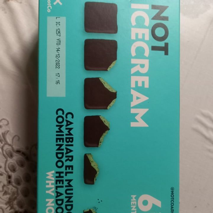 photo of NotCo Not Icecream Sabor Menta shared by @veeronicag on  30 Sep 2021 - review