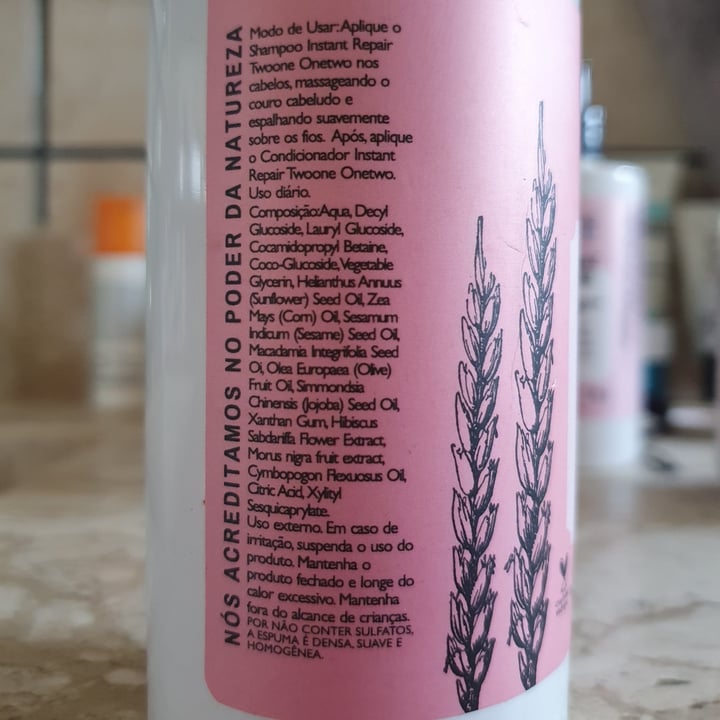 review photo of Twoone Onetwo Shampoo Sem Sal shared by @analarissima on 10 May 2022 - review