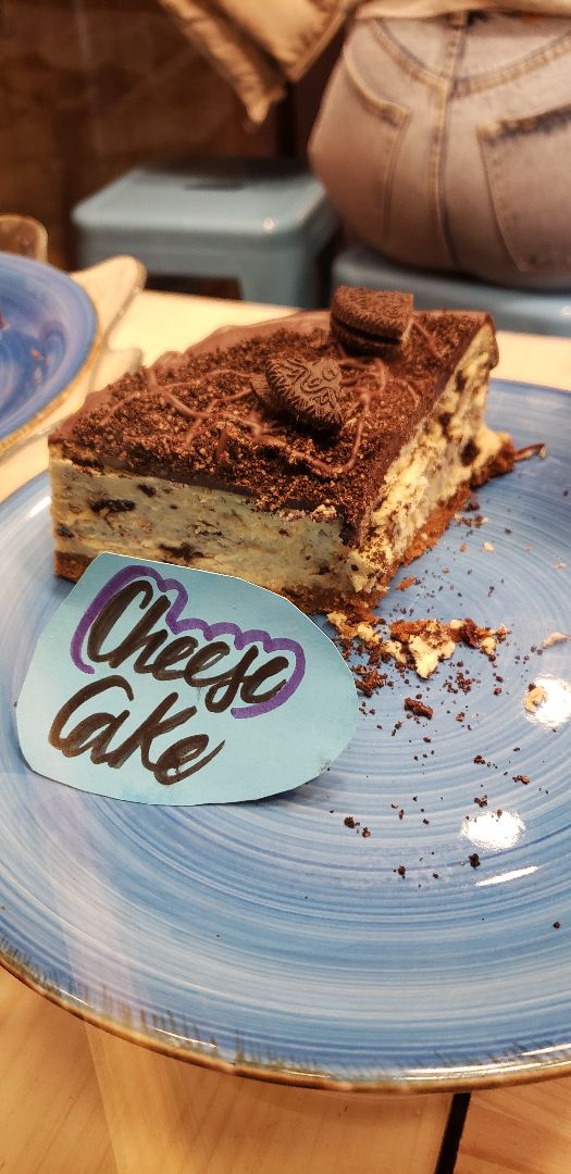 review photo of The Cream Bcn Oreo Cheesecake shared by @ayveegan on 23 Jan 2020 - review