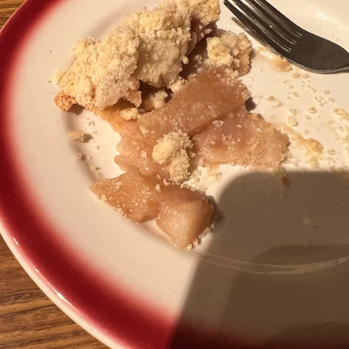 photo of Kaya's Kitchen apple crumb pie shared by @allycat38 on  27 Nov 2022 - review