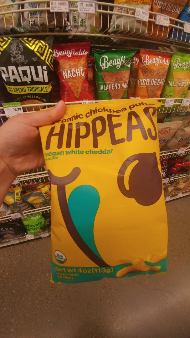 review photo of Hippeas Vegan White Cheddar Organic Chickpea Puffs shared by @eli90 on 29 Jun 2019 - review