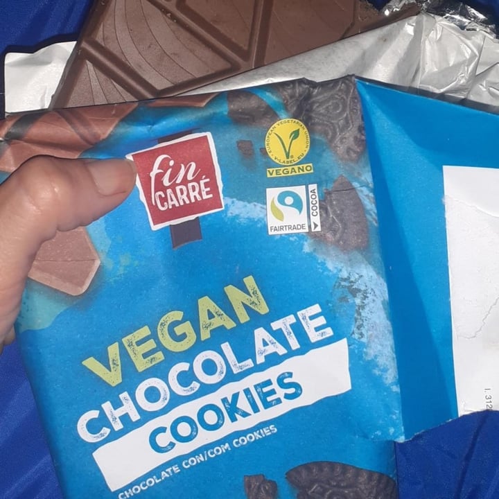 photo of Fin Carré Vegan Chocolate Cookies shared by @loreh on  20 Jun 2022 - review