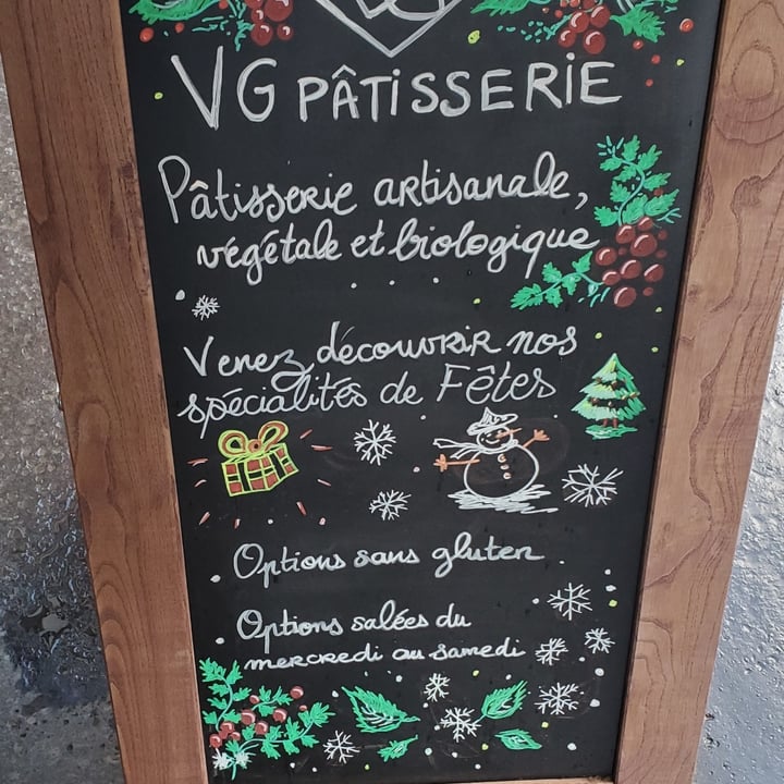 photo of VG Pâtisserie - Pâtisserie Végétale Fondant au chocolat shared by @federicaimp on  22 Nov 2022 - review