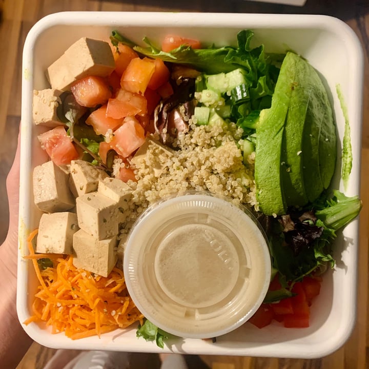 photo of Fresh on Crawford big salad shared by @thealexrae on  02 May 2021 - review