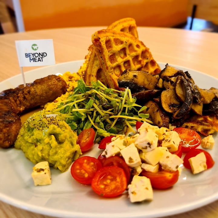 photo of Well Loft The Breakfast, Lunch or Dinner shared by @gretchforveg on  31 Dec 2020 - review