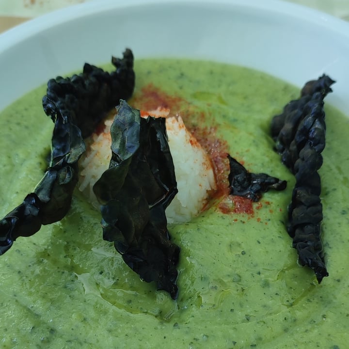 review photo of Teresa Of Strawberries Vellutata Di Zucchine Con Basmati E Chips Di Cavolo Toscano shared by @biveg on 11 Sep 2022 - review