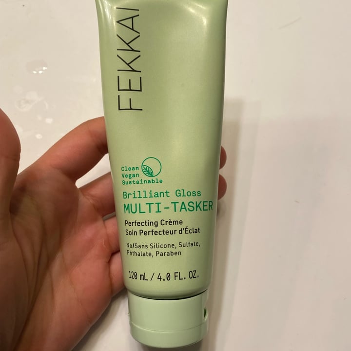 review photo of Frederic fekkai Brilliant Gloss Multi-tasker shared by @maeghansolanki on 21 Mar 2022 - review