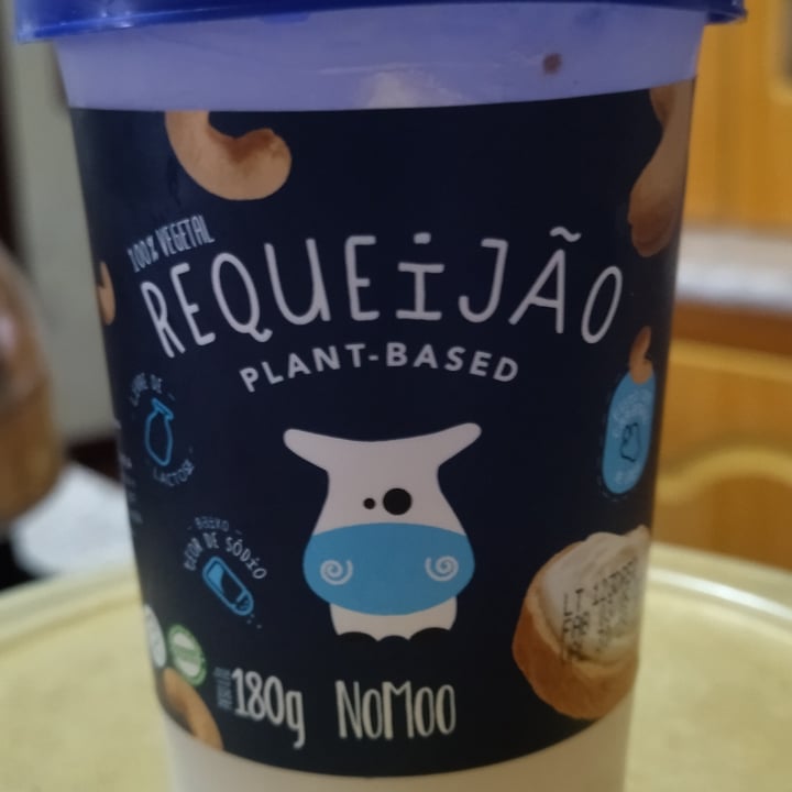 photo of NOMOO Plant-Based Brasil Requeijão Plant-Based shared by @rosario59 on  21 Jul 2022 - review