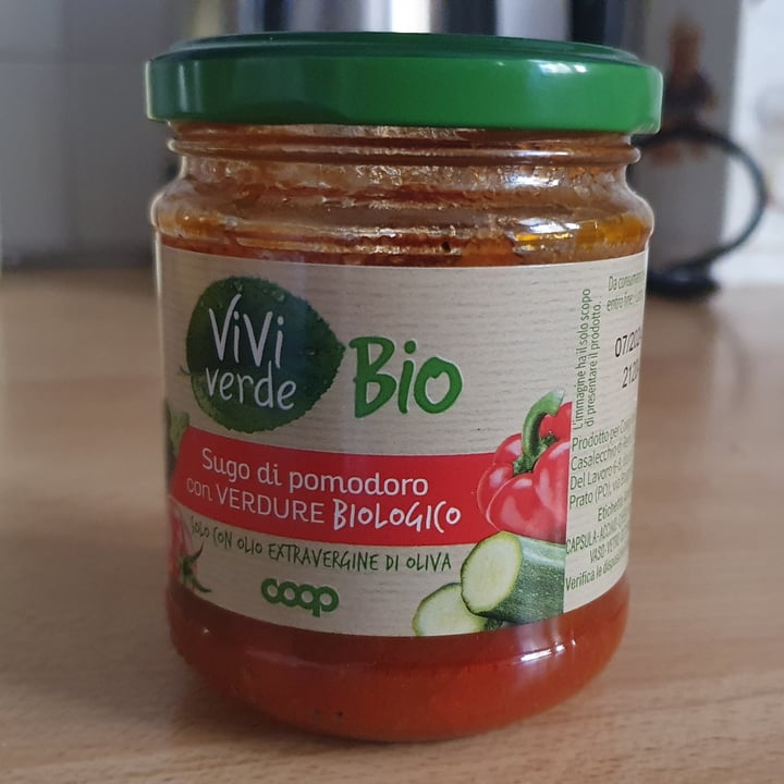 photo of Vivi Verde Coop Sugo di pomodoro con verdure biologico shared by @sofia9 on  15 Apr 2022 - review