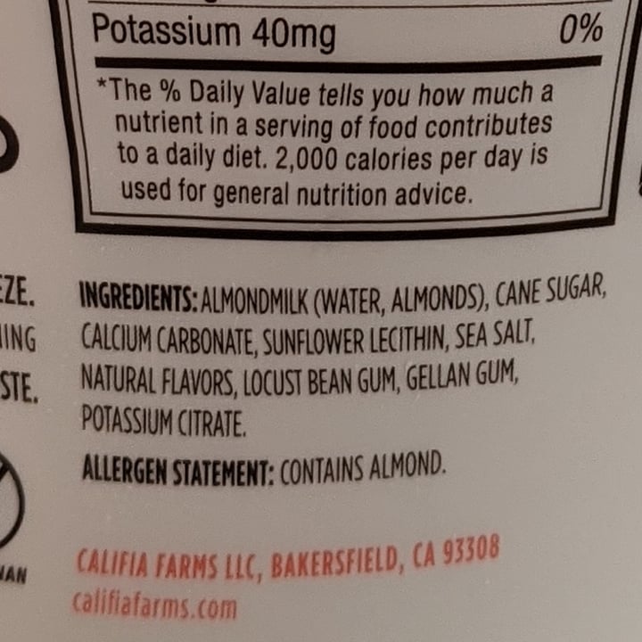 photo of Califia Farms Almond Milk Original Creamy shared by @veggieassassin on  05 Apr 2021 - review