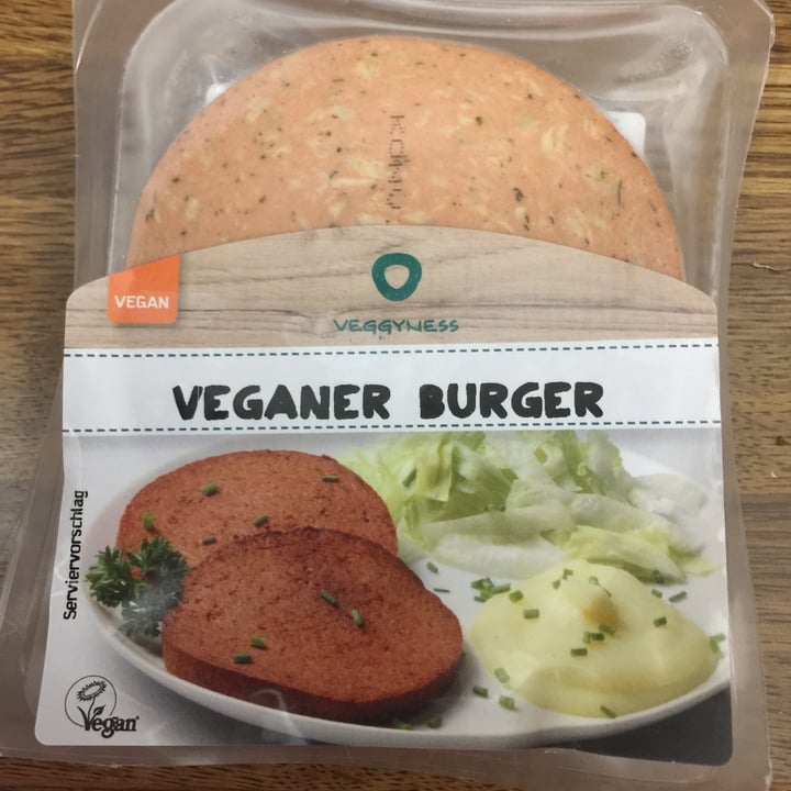 photo of Veggyness Veganer Burger shared by @frida on  03 Dec 2020 - review