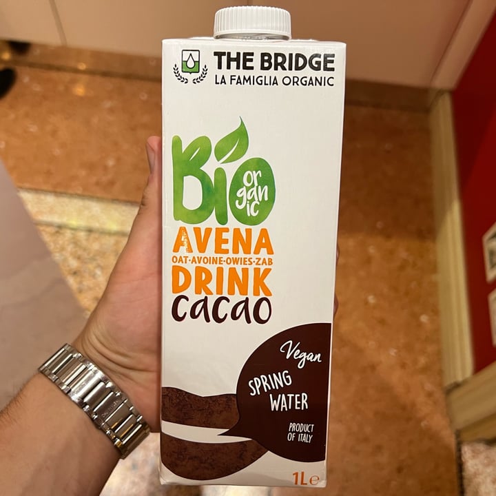photo of The Bridge Avena drink cacao shared by @leonardolecco on  01 Jun 2022 - review