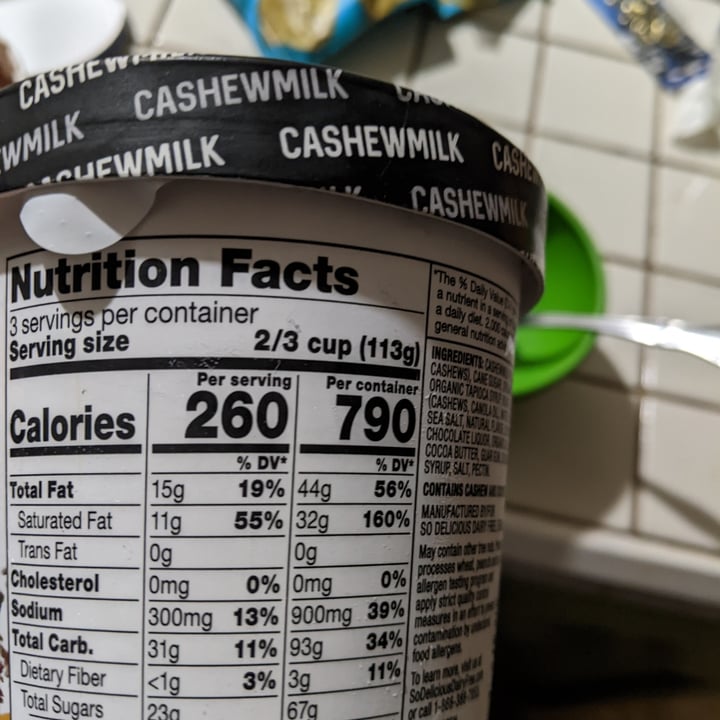 review photo of So Delicious Dairy Free Salted Caramel Cluster Cashewmilk Frozen Dessert shared by @hipptripp on 14 Dec 2021 - review