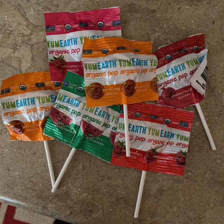 review photo of YumEarth Candy shared by @nicholeg on 12 Feb 2021 - review