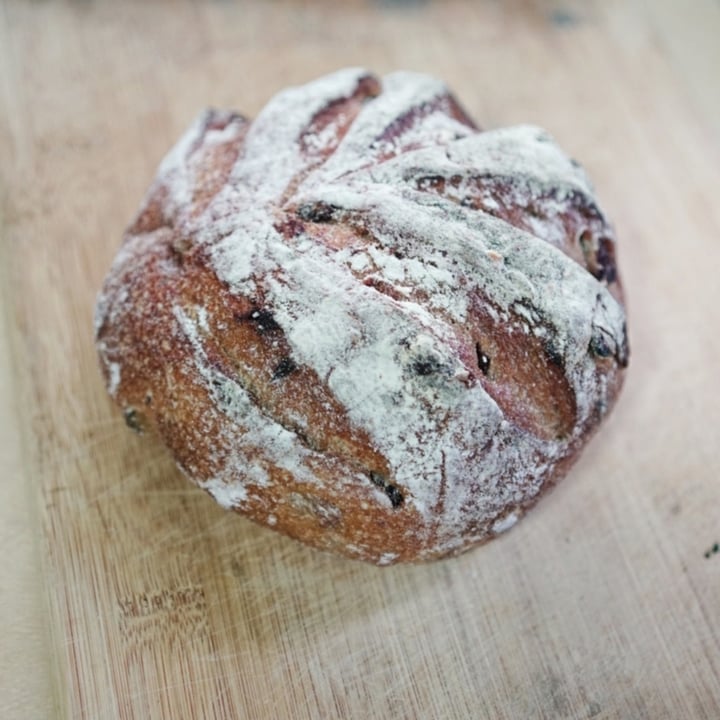 photo of Cedele Blue Pea Sourdough shared by @simhazel on  04 Jun 2020 - review
