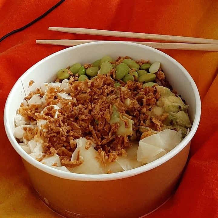 review photo of Manõ Poké | Hawaiian Restaurant Poke Medium shared by @bebala7 on 11 Apr 2022 - review
