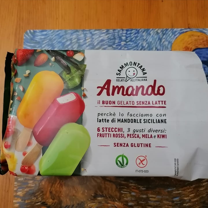 photo of Sammontana Amando 6 Stecchi - Frutti Rossi, Pesca, Mela e Kiwi shared by @asiagaleotti on  03 Jul 2022 - review