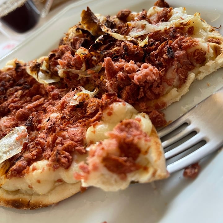 review photo of Pop Vegan Food Pizza shared by @nivearando on 24 Jul 2021 - review