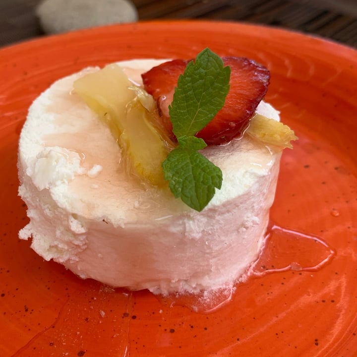 photo of GingerGi Veggie-Pop restaurant Mix di dessert shared by @eleonoradaldosso on  25 Jun 2022 - review