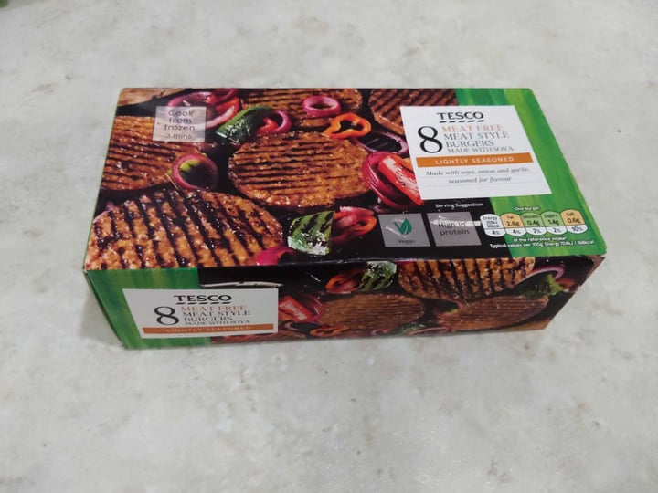 photo of Tesco Meat Free Meat Style Burgers shared by @mxthkn on  01 Apr 2020 - review
