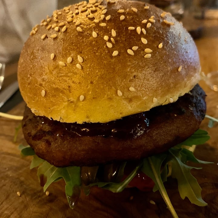 photo of Peperancino Vegan burger shared by @minveg on  23 Jul 2021 - review