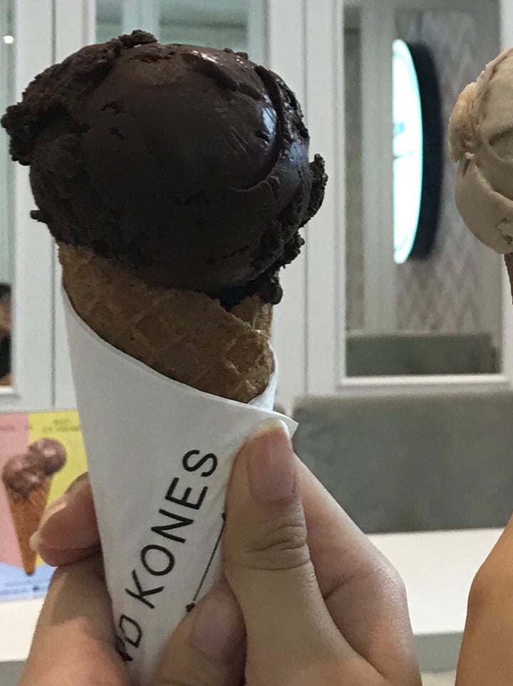 photo of Kind Kones Dark Chocolate ice cream shared by @opheeeliaaa on  18 May 2019 - review