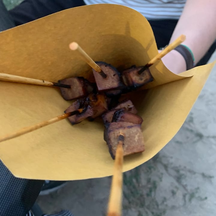 photo of Ippoasi ONLUS Arrosticini di seitan shared by @martachatnoir92 on  03 Aug 2022 - review