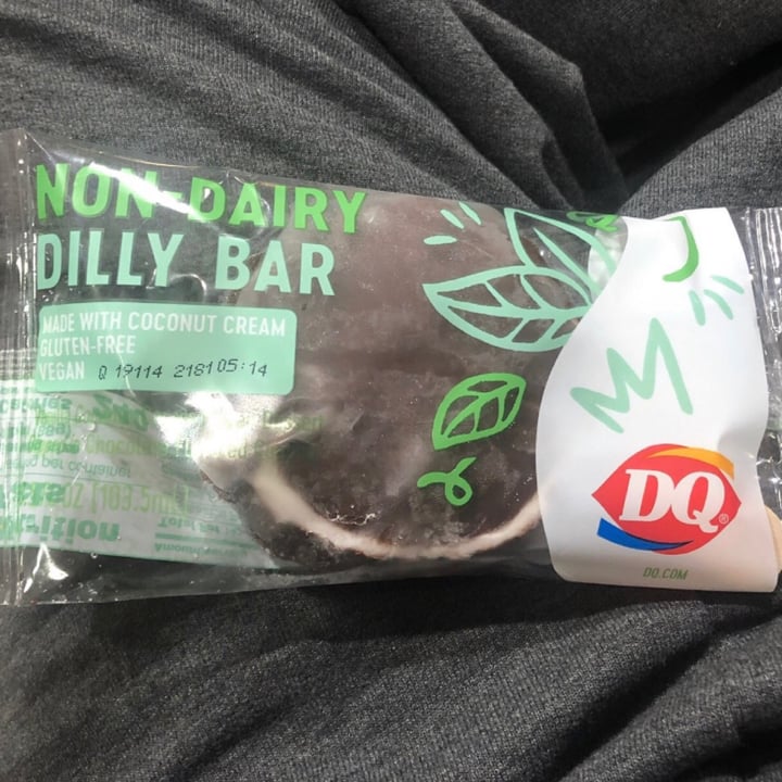 photo of Dairy Queen Non-Dairy Dilly Bars shared by @tonygreen on  30 Oct 2022 - review