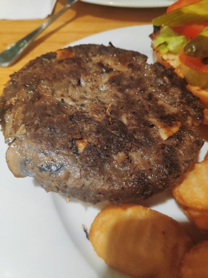 review photo of אגאדיר - באר שבע Vegan Burger shared by @rehrah on 21 Jan 2020 - review