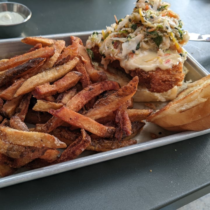 photo of Zero Gravity Brewery Fried Katsu Cauliflower Sandwich shared by @likablue on  14 Jul 2022 - review