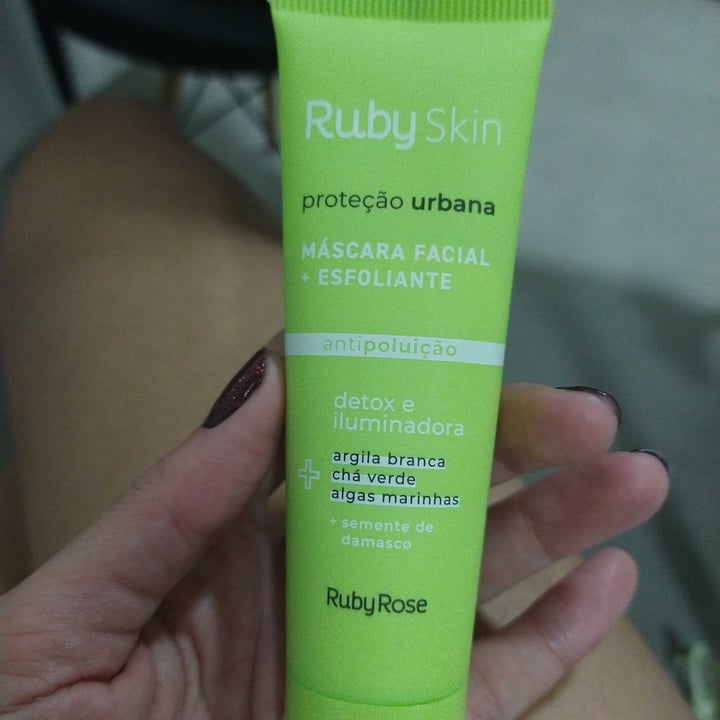 photo of RubyRose Máscara Facial e Esfoliante shared by @nannayra on  06 May 2022 - review