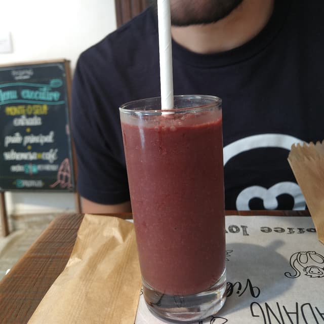 Photo of the dish “suco de acai com laranja”
