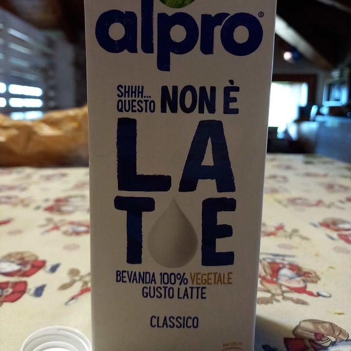 review photo of Alpro non è latte shared by @nazzarenalan on 11 Jun 2022 - review
