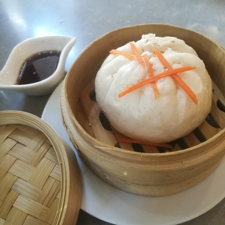 photo of Quy Nguyen Vegan Living Banh Bao shared by @mauuu on  11 May 2022 - review