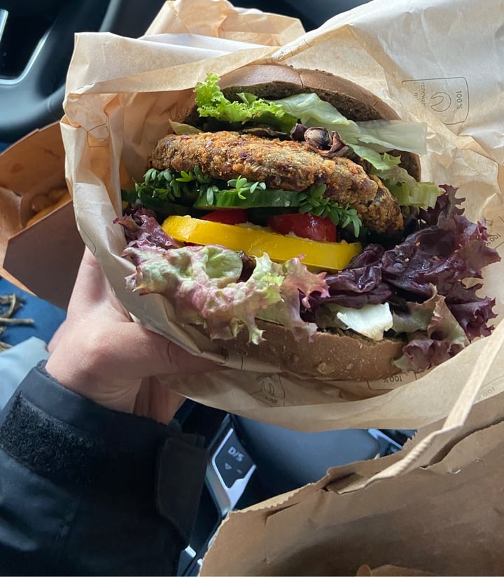 photo of Lust Sprout Burger shared by @tschulieeee on  01 Jun 2020 - review
