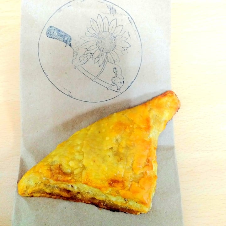photo of Planticeria Pastelito de Plantimolida shared by @moonpie on  28 May 2021 - review