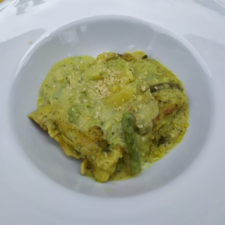 photo of Ratatouille Vegan Food Lasagne al pesto shared by @senja on  06 Jun 2022 - review