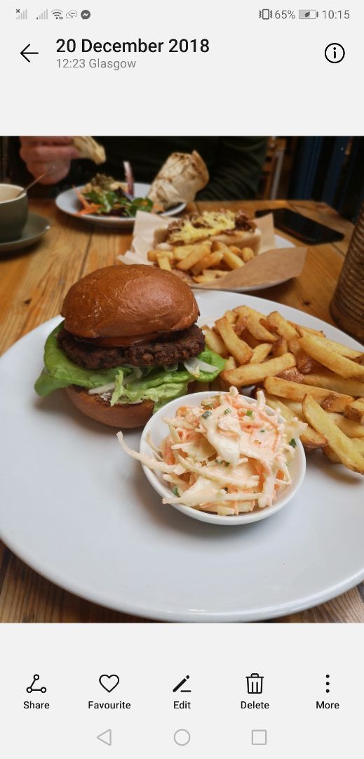 photo of Mono Seitan burger shared by @sweetsoy on  19 Apr 2020 - review