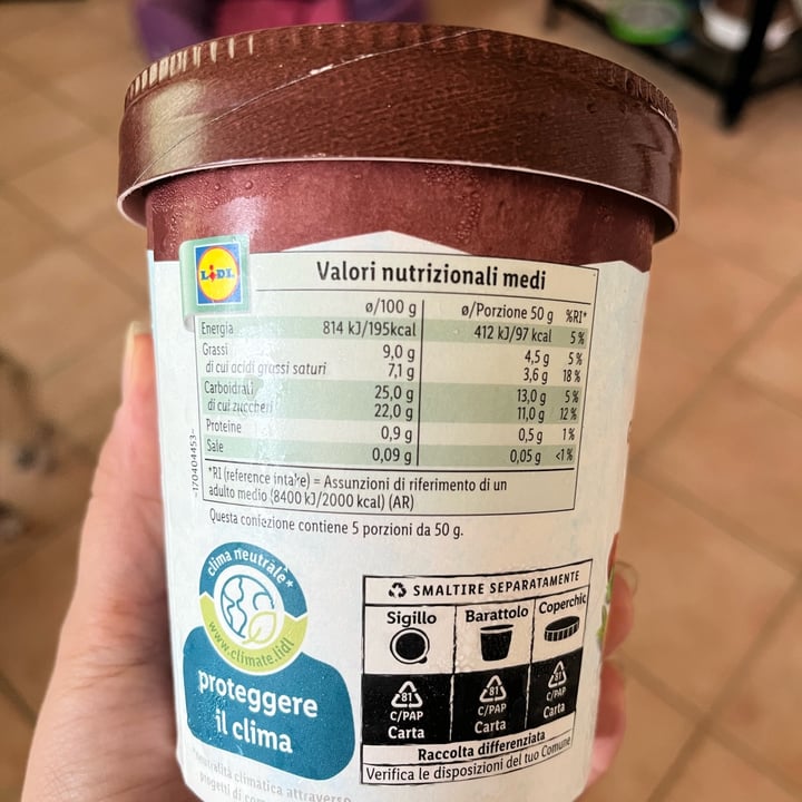 review photo of Vemondo Gelato Alla Vaniglia Cioccolato e Nocciola shared by @elisalu on 19 Jul 2022 - review