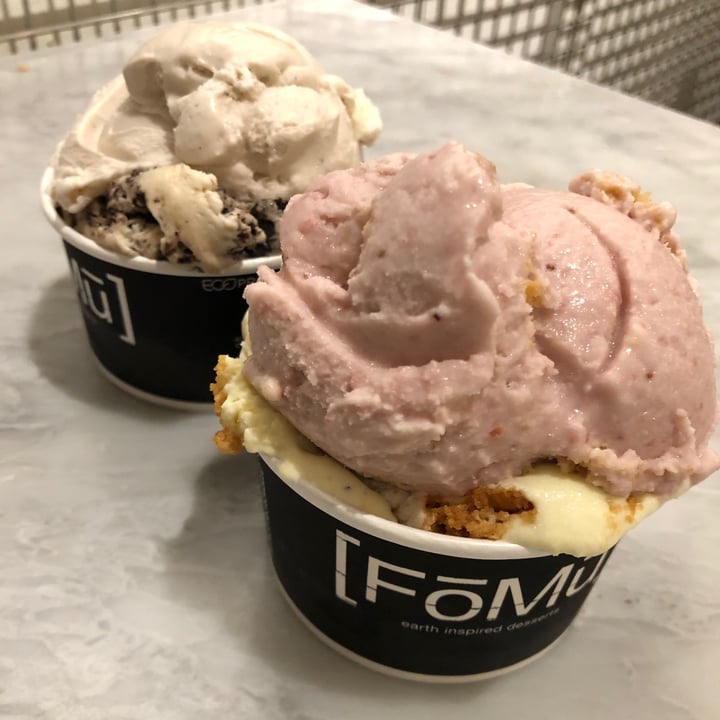 photo of FoMu Strawberry Rhubarb & Meyer Lemon Meringue Ice Cream shared by @plantbasedlace on  18 Jun 2020 - review