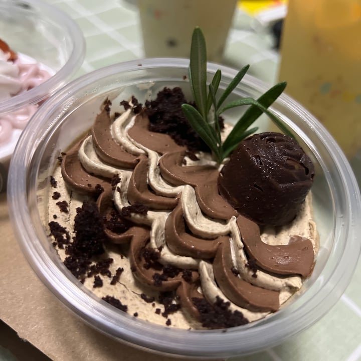 photo of Greendot Yew Tee Point Belgian Chocolate Truffle & Caramel Cheesecake Parfait shared by @yvonnengmh on  06 Jul 2022 - review