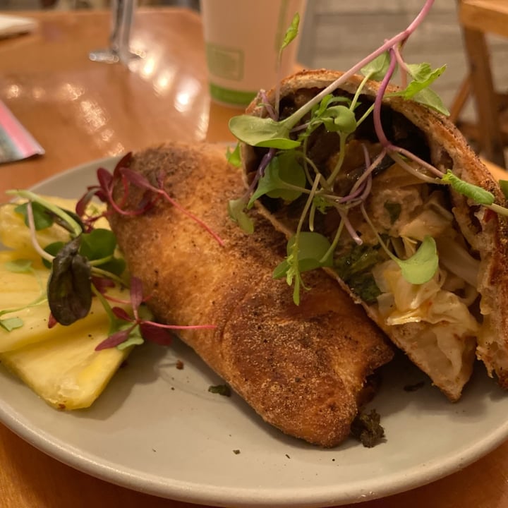 review photo of Journey to Good Health Cafe LLC Sweet & Smoky Mushroom Wrap shared by @sgrande on 12 Oct 2021 - review