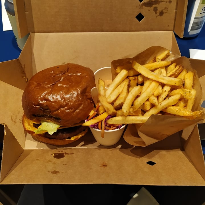 review photo of Eden Jaxx The Classic Meal & BBQ Sauce shared by @eugeniavincenti on 03 Nov 2022 - review